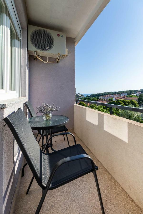 Apartment Sole Pula Exterior photo